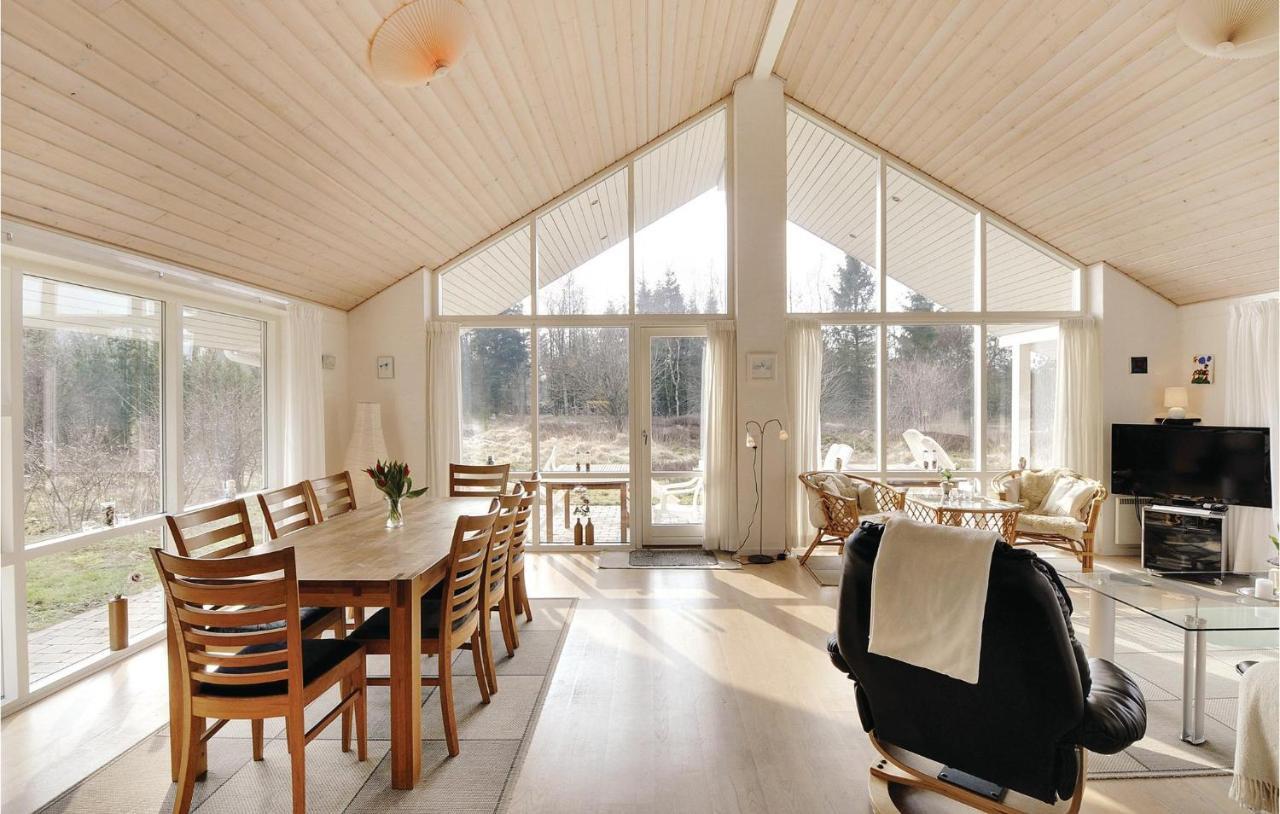 7 Bedroom Stunning Home In Herning Kølkær المظهر الخارجي الصورة